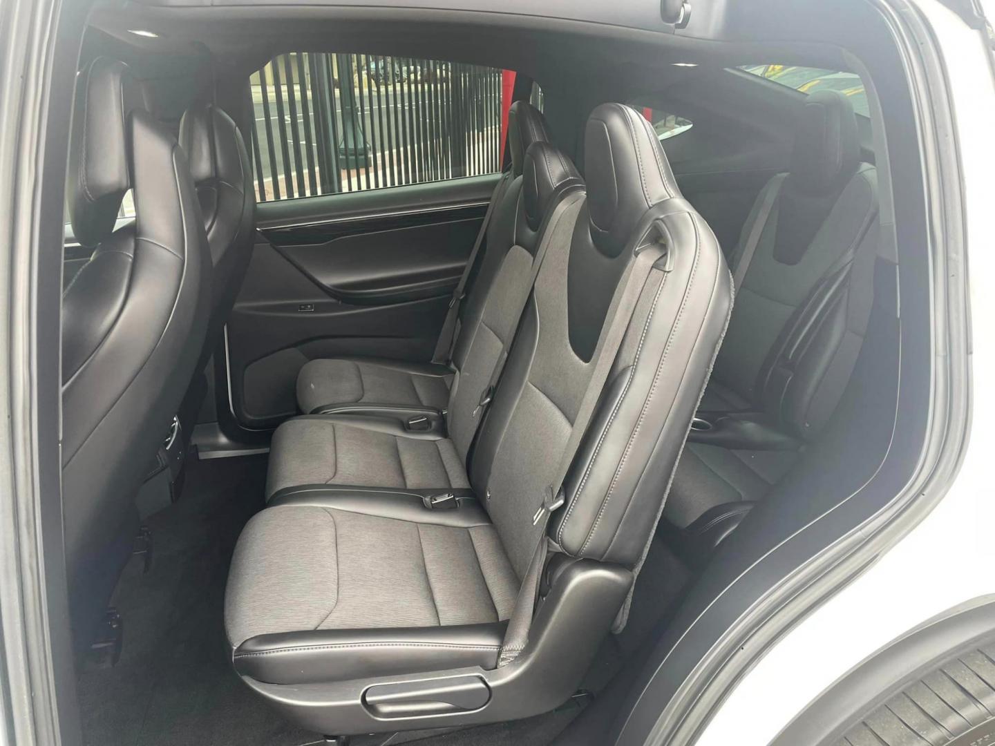 2018 WHITE /BLACK Tesla Model X (5YJXCAE28JF) , located at 744 E Miner Ave, Stockton, CA, 95202, (209) 944-5770, 37.956863, -121.282082 - Photo#11